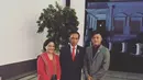 Rizky Febian tak menyi-nyiakan saat bertemu dengan Presiden Jokowi dan Ibu Iriana, anak dari Sule ini pun langsung minta berfoto bersama. (Foto: instagram.com/ferdinan_sule)