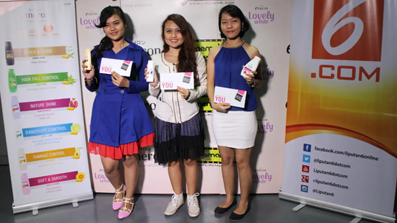 Cinemaholic Nonton Cantik Film Cinderella Bersama Emeron