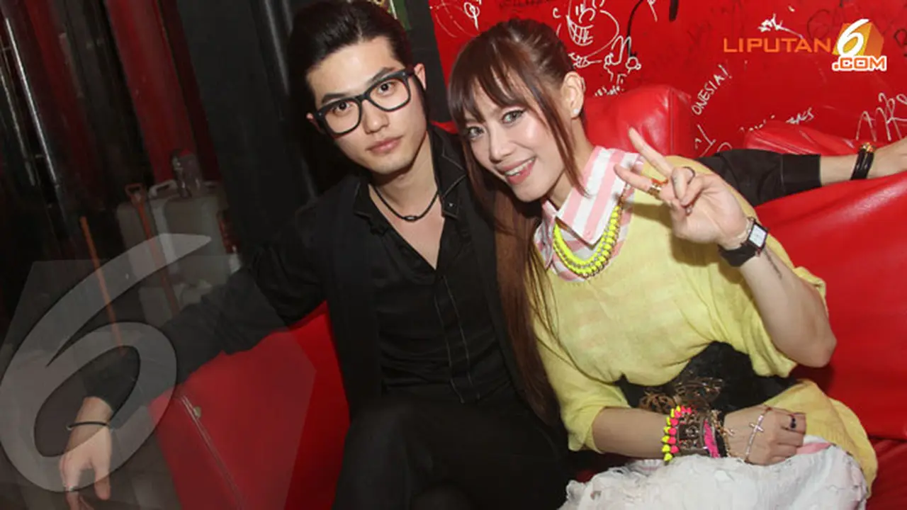 artis-koreat-131028b.jpg