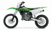 Kawasaki KX 100 Resmi Garuk Tanah, Harganya Rp 43 Juta