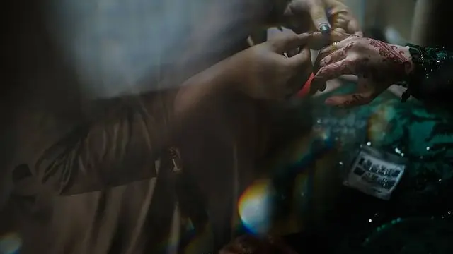 7 Momen Reza Zakarya dan Valda yang Jalani Henna Night