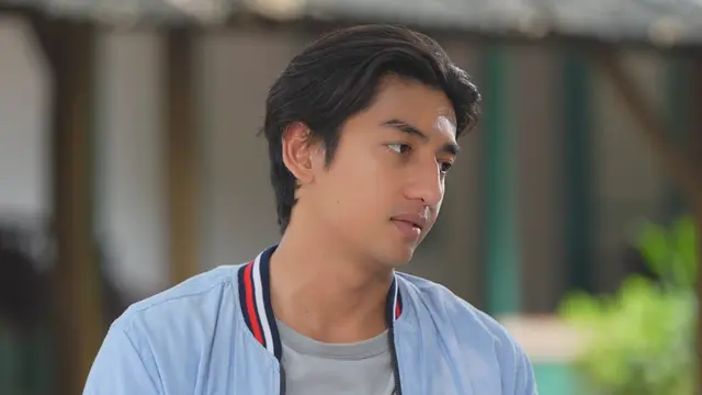 Harris Vriza sebagai Nando di sinetron SCTV berjudul Saleha