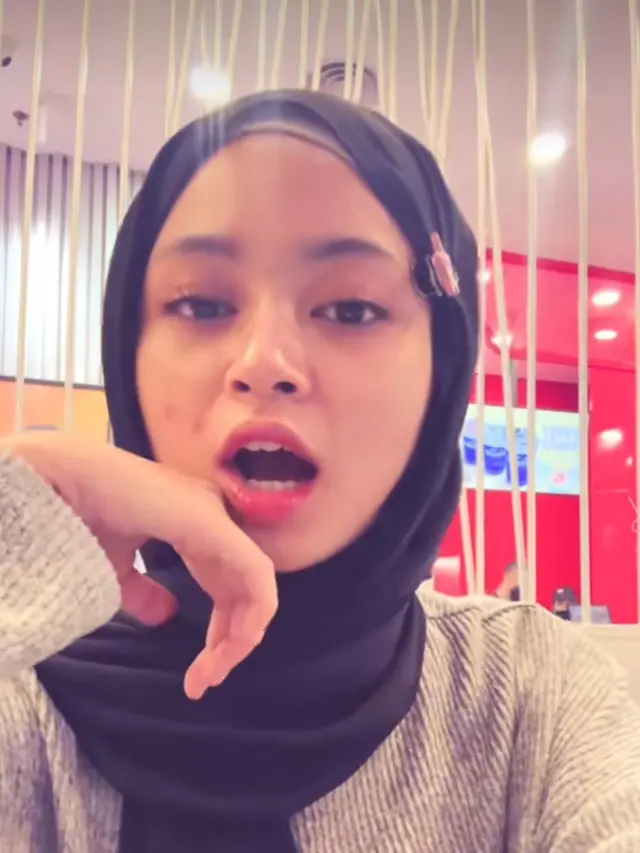 Kesya Anak Ketiga Limbad