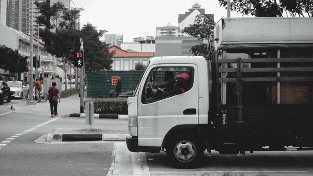 Ilustrasi pengemudi truk