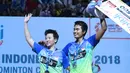 Ganda campuran Indonesia, Tontowi Ahmad/Liliyana Natsir usai melawan Chan Peng Soon/Goh Liu Ying (Malaysia) pada Final Indonesia Open 2018 di Istora GBK, Jakarta, Minggu (8/7). Tontowi/Liliyana unggul 21-17, 21-8. (Liputan6.com/Helmi Fithriansyah)