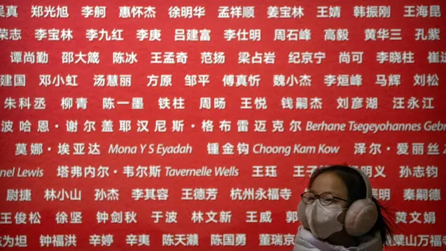 Pengunjung terus berduyun-duyun ketempat wisata di ibukota China