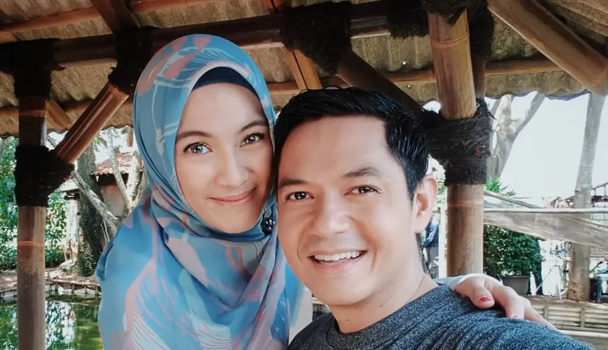 Dude Harlino dan Alyssa Soebandono