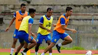 Sesi latihan Bhayangkara Solo FC di Stadion UNS, Kamis (25/2/2021). (Dok Bhayangkara Solo FC)