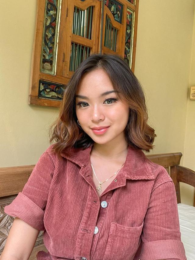 Anak Willy Dozan, Nabilah Rahman Dozan yang cantik dan bikin jatuh hati