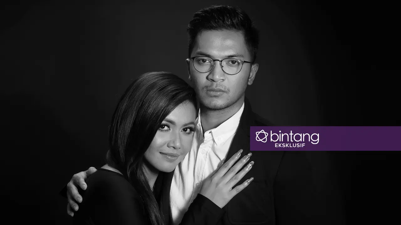 Ihsan Tarore dan Denada