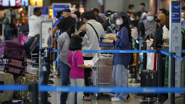 FOTO: Malaysia Buka Perbatasan, Orang Asing Boleh Masuk Tanpa Karantina