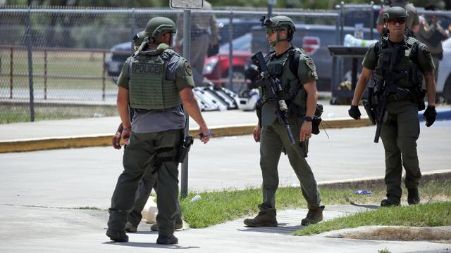 FOTO: Penembakan Sekolah Dasar di Texas, 14 Murid dan 1 Guru Tewas