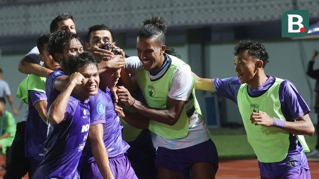 Foto: Hujan Gol di Indomilk Arena, Jack Brown Jadi Pahlawan Bawa Persita Menjauh dari Zona Degradasi BRI Liga 1