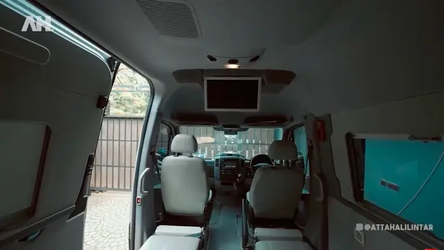 Potret Hadiah Mobil Mewah Untuk Calon Anak Atta Halilintar. (Sumber: YouTube/AH)