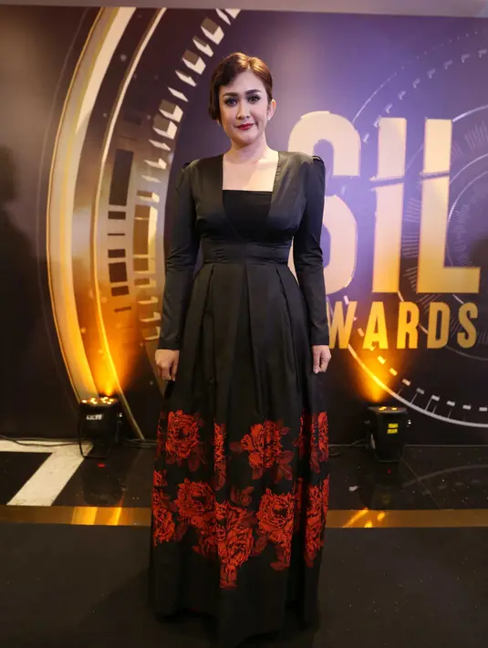 "Mereka dari manajemen mba Nafa, ada dua yang waktu itu buat laporan awal dijadikan saksi untuk menjelaskan kejadian. Karena pas kejadian mba Nafa langsung bilang ke mereka," lanjut Sandy Arifin. (Nurwahyunan/Bintang.com)