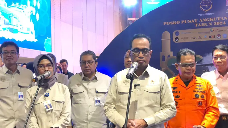 Menteri Perhubungan (Menhub) Budi Karya Sumadi mewanti-wanti masyarakat tidak mudik menggunakan sepeda motor.