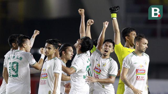 FOTO: Jadi Juara Ketiga, 10 Pemain PS Sleman Hajar PSM Makassar 2-1