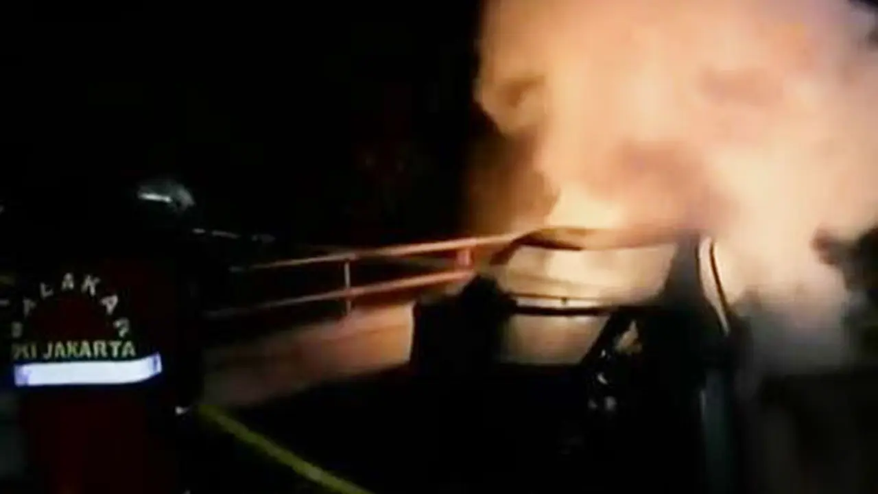 Kebakaran Mobil