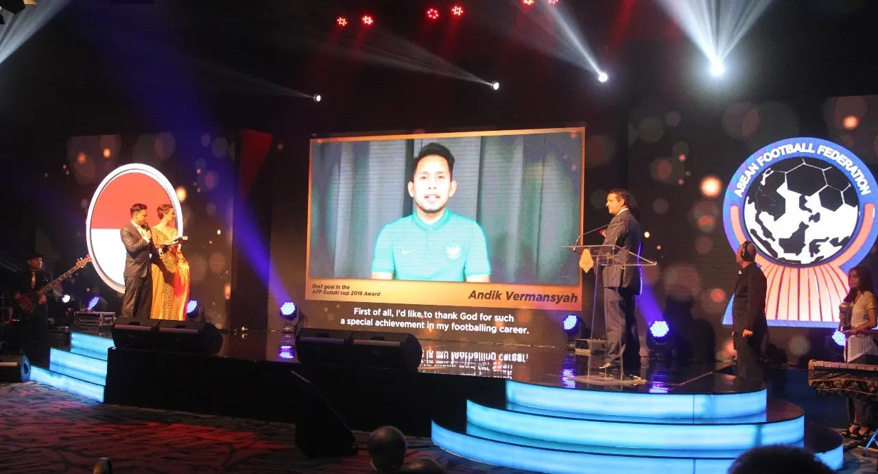 Andik Vermansah meraih penghargaan gol terbaik di Piala AFF 2016. (PSSI)