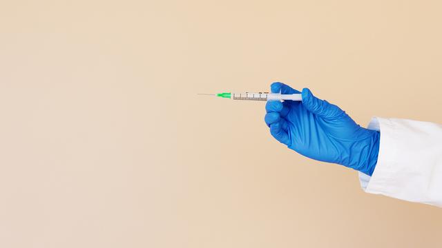 Vaksin kosong cucuk Antivaxxers Willing