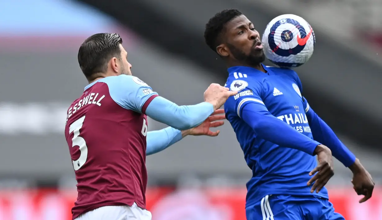 West Ham kecolongan dua gol dari Leicester yang menggetarkan gawang Lukasz Fabianski lewat Kelechi Iheanacho pada menit ke-70 dan 90+1'. (Foto: AP/Pool/Justin Setterfield)