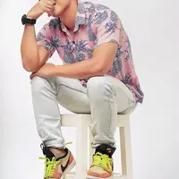 Sekitar lima tahun Nicky Tirta resmi menduda. Hingga kini, pria seorang anak itu tampak belum lagi mencari pendamping hidup. Padahal, mantan suami Liza Elly itu sudah disuruh menikah oleh putrinya. Belum lama ini,  ia mengungkapkan alasannya belum juga menikah lagi. [Instagram/nickytirta]