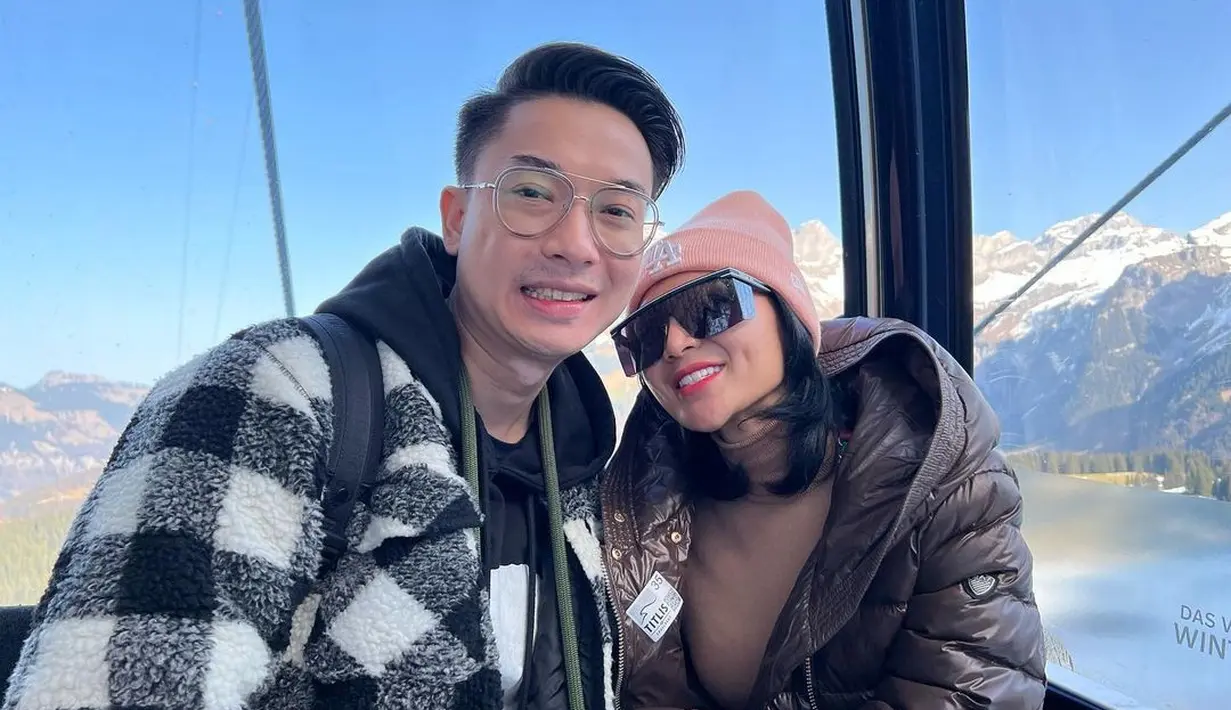 Wika Salim liburan di Swiss [Instagram/wikasalim]