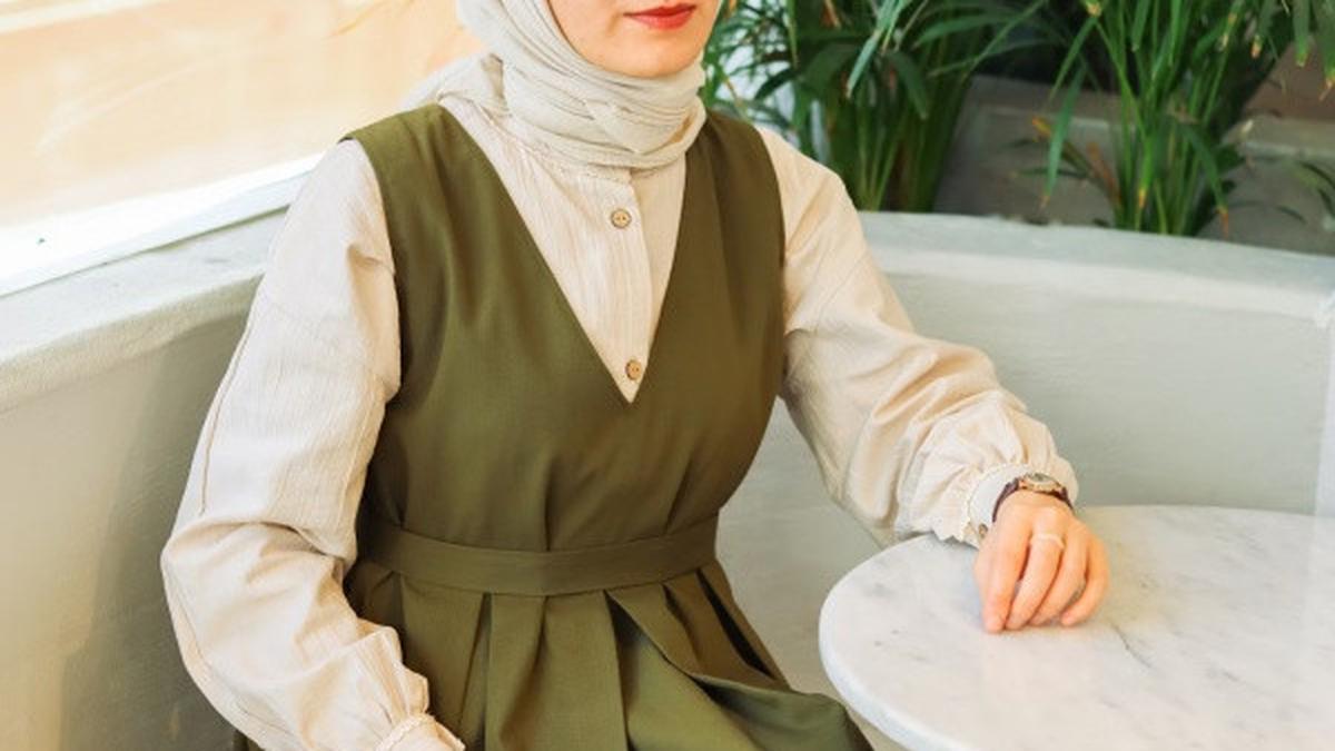 7 Model Gamis tanpa Lengan Kekinian, Cocok Dipadukan dengan Outer atau Inner Cantik