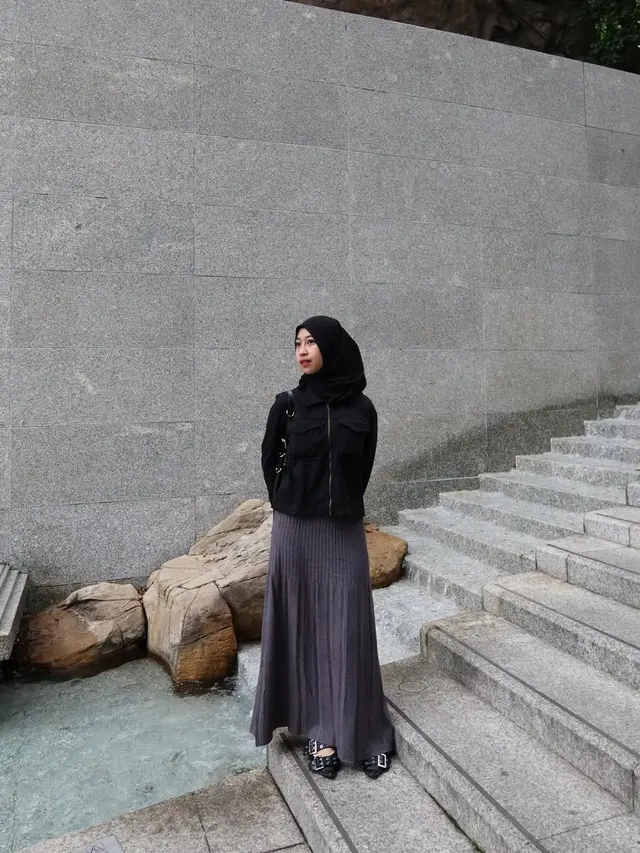 Potret Adiba Khanza Istri Egy Maulana Pakai Rok/via Instagram @adiba.knza