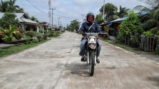 Rahmatuna, mantri BRI.