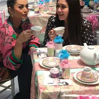 Pesta ulang tahun keenam Ariannha Amora Lemos berlangsung sangat mewah. Dihadiri oleh sejumlah selebriti diantaranya, Raffi Ahmad, Nagita Slavina, serta putranya, Ayu Dewi dan suami, Maia Estianty, Mulan Jameela, Olla Ramlan. (Instagram/krisdayantilemos)