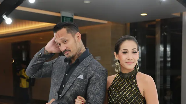 [Bintang] Tora Sudiro - Mieke Amalia