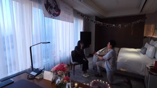 Tangis Bahagia YouTuber Jang Hansol Saat Melamar Kekasih