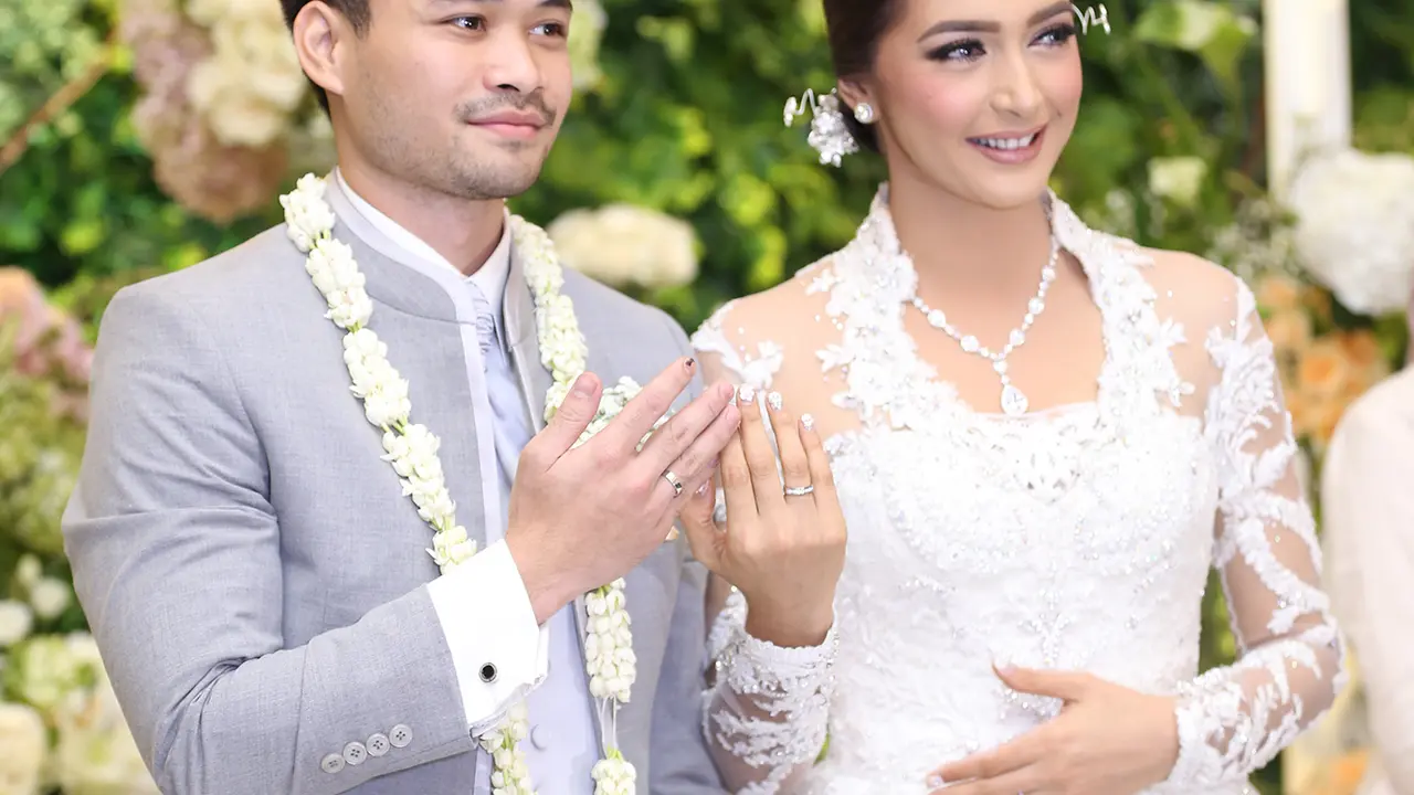 Reshwara Argya Radinal dan Nabila Syakieb