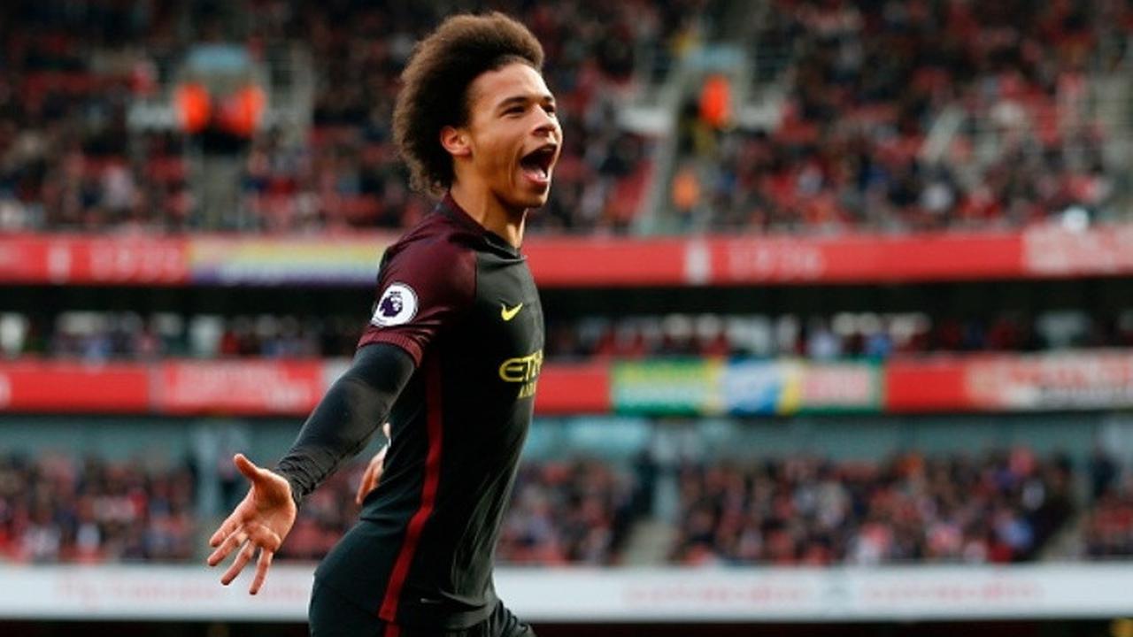 Pemain sayap Manchester City Leroy Sane harus siap mengubah posisi.