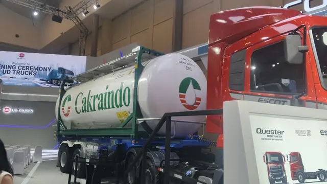 Truk terbaru dari UD Truck.