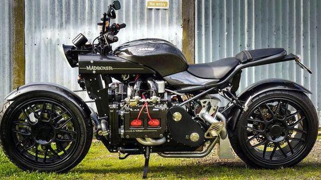 Kumpulan Potret Modifikasi Ekstrem Motor Bermesin Mobil