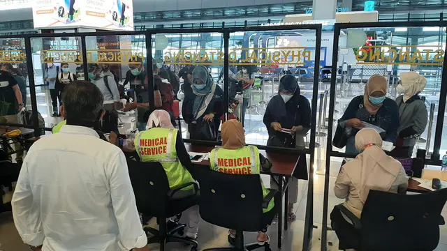 Bandara Internasional Soekarno Hatta (Soetta) memperketat pengawasan menyusul temuan virus varian baru atau SARS-CoV-2 di Inggris pada 20 September 2020 lalu.