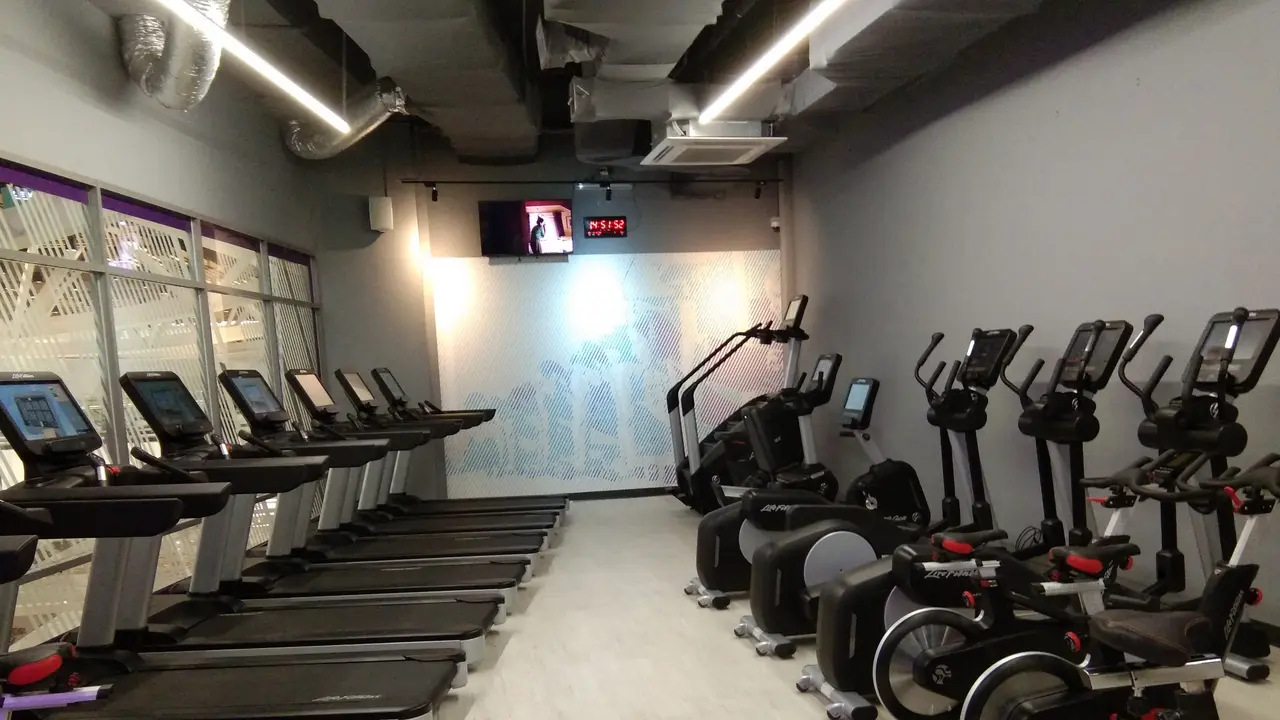 Fasilitas Anytime Fitness, Jakarta, pusat kebugaran yang buka 24 jam. (Foto: Liputan6.com/Giovani Dio)