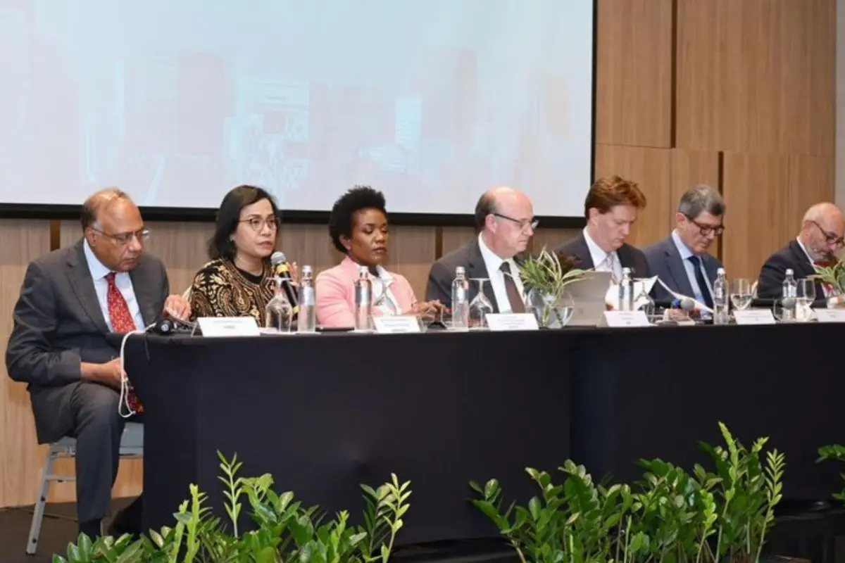 Menteri Keuangan (Menkeu) Sri Mulyani Indrawati menjadi panelis di Conference of the Parties 28 (COP28)-G20 Brazil Finance Track yang diadakan di Rio de Janeiro, Brazil.