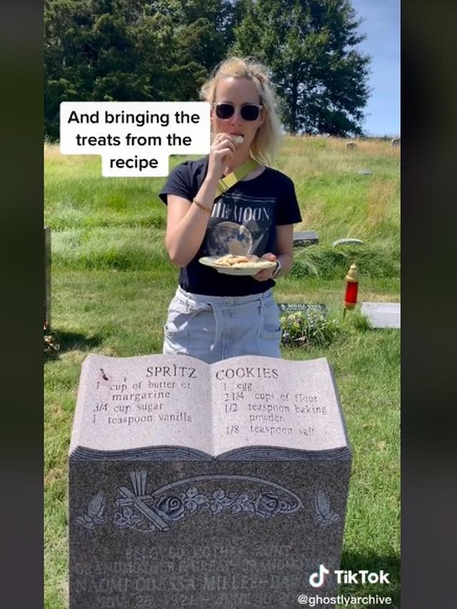 Cerita Unik TikToker Buat Kue dari Resep yang Tertulis di Batu Nisan