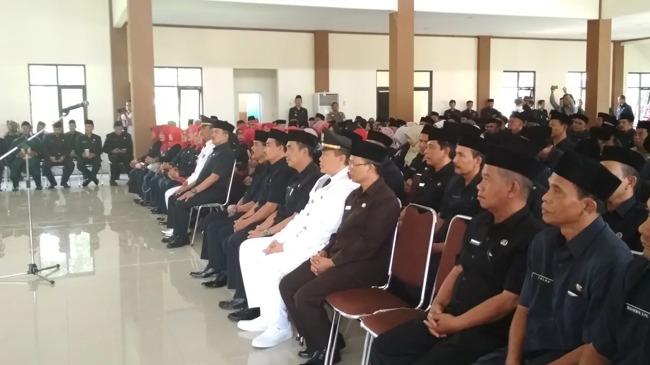 4 Tahun Jabat, Bupati Cirebon 19 Kali Mutasi dan Rotasi Pejabat