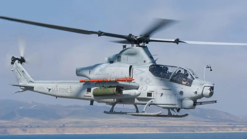 Helikopter serbu Bell AH-1Z Viper produksi Amerika Serikat. Satu lusin heli itu akan dijual kepada Bahrain dalam sebuah paket transaksi pertahanan senilai US$ 911 juta yang disepakati AS (Wikimedia / Creative Commons)