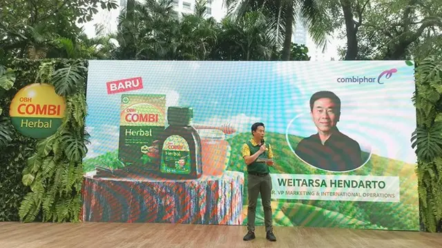 Baru! OBH Combi Herbal yang Bantu Redakan Batuk Berdahak & Legakan Tenggorokan