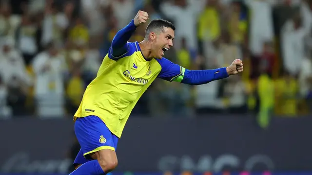 Foto: Girangnya Ronaldo setelah Mencetak Gol Cantik Melalui Tendangan Bebas dan Bantu Al-Nassr Raih Kemenangan