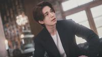 Lee Dong Wook dalam drakor Tale Of The Nine-Tailed 1938. (Instagram/ tvn_drama)