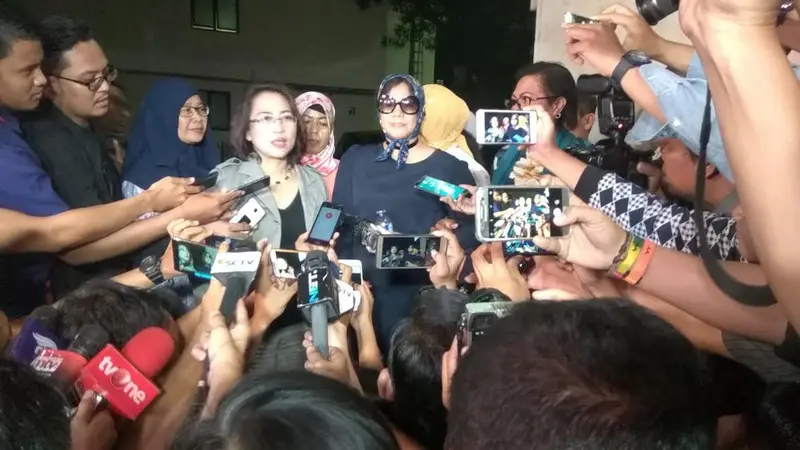 istri jenderal penampar petugas