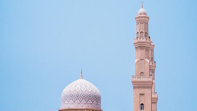 Ilustrasi masjid wallpaper islamic (sumber: Freepik)