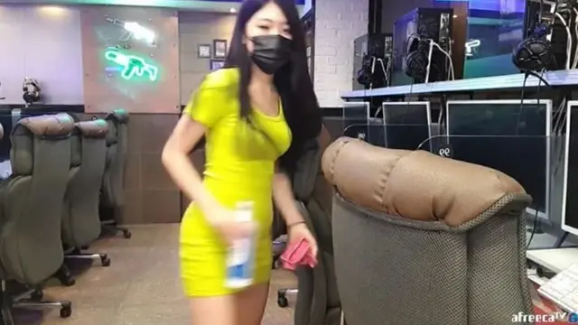 Live Stream