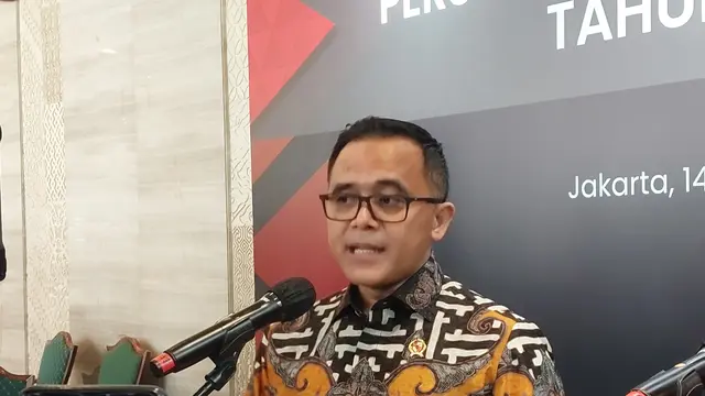 Menteri Pendayagunaan Aparatur Negara dan Reformasi Birokrasi (PAN RB) Abdullah Azwar Anas dalam Rapat Koordinasi Nasional Persiapan Pengadaan ASN 2024, di Hotel Bidakara, Jakarta, Kamis (14/3/2024). (Arief/Liputan6.com)